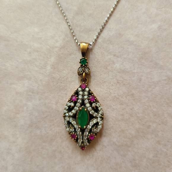 Necklace - Picture 3 of 8